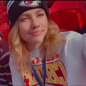 Meet your Posher, Posh